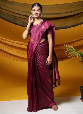 Aesthetic Banarasi Silk Weaving Classic Saree