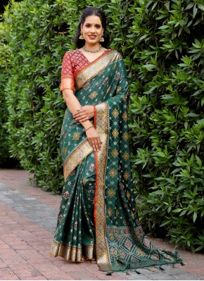 Aristocratic Patola Silk  Green Contemporary Style Saree
