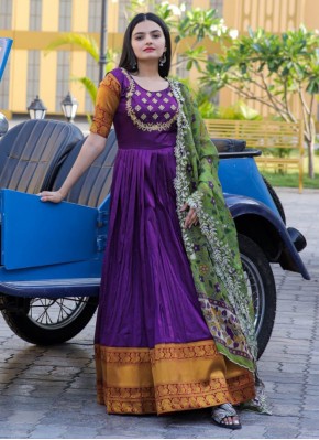 Captivating Silk Ceremonial Trendy Gown