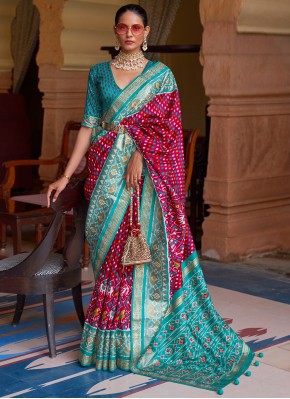 Classic Designer Saree Weaving Patola Silk  in Maroon