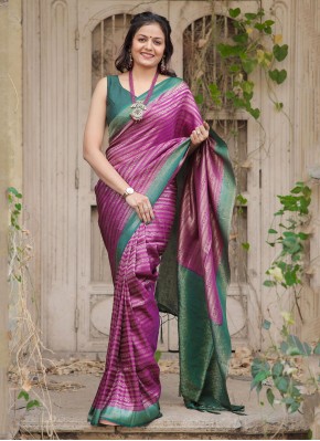 Classic Saree Jacquard Work Silk in Magenta
