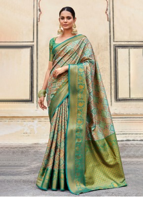 Classic Saree Weaving Pure Silk in Green