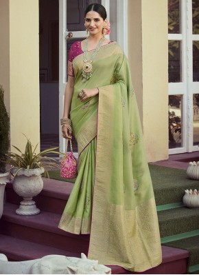 Classical Weaving Green Classic Saree