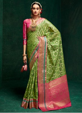 Cotton Silk Woven Classic Saree in Green
