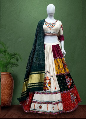 Cotton Traditional Print Garba Wear Chaniya Choli 