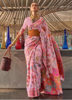 Desirable Weaving Handloom silk Pink Trendy Saree