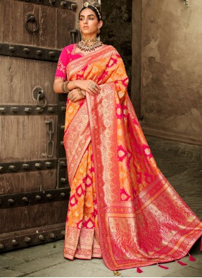 Dignified Classic Designer Saree For Engagement