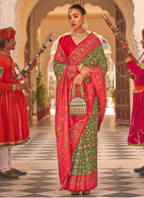 Distinctive Green and Red Weaving Silk Saree