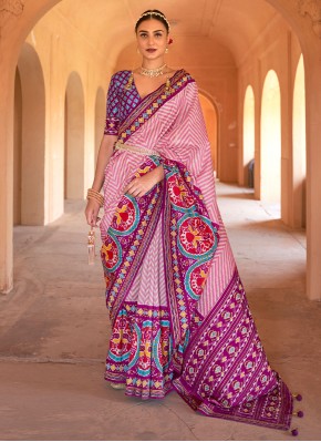 Elegant Patola Silk  Weaving Trendy Saree