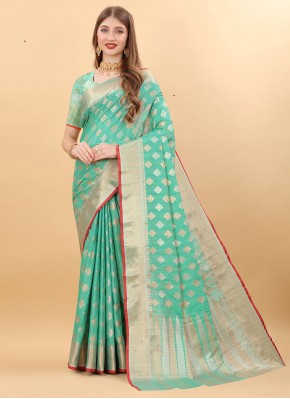 Fabulous Silk Weaving Classic Saree
