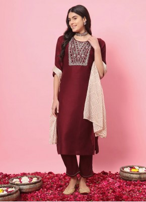 Fashionable Silk Blend Readymade Salwar Suit