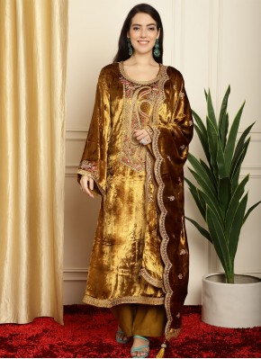 Gold Velvet Designer Salwar Kameez