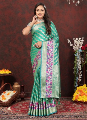 Ideal Classic Saree For Party
