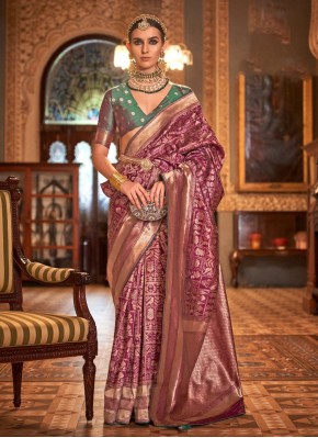 Imposing Banarasi Silk Lavender Weaving Saree