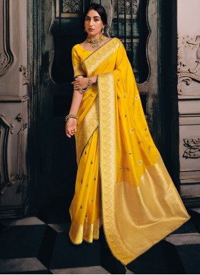 Impressive Silk Wedding Contemporary Saree