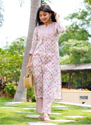 Outstanding Casual Kurti For Ceremonial