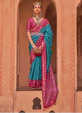 Peppy Blue and Turquoise Patola Print Printed Saree