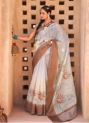 Pretty Weaving Silk Off White Classic Saree