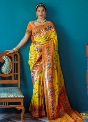 Prodigious Zari Banarasi Silk Contemporary Saree
