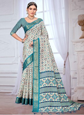 Ruritanian Border Off White and Teal Contemporary Saree