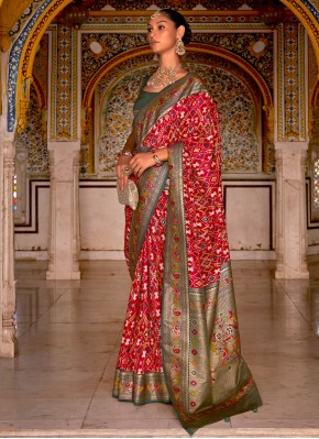 Sensible Weaving Patola Silk  Red Designer Saree
