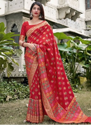 Silk Weaving Traditional Saree in Red