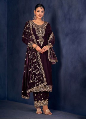 Sonorous Purple Embroidered Velvet Salwar Kameez