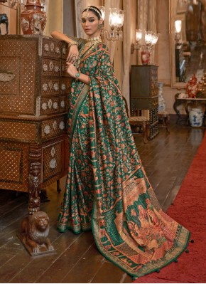 Sophisticated Weaving Wedding Designer Saree