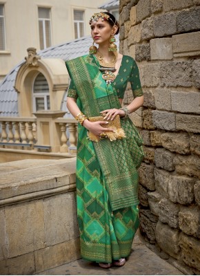 Striking Silk Fancy Trendy Saree