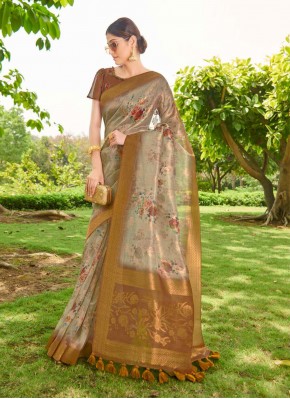 Surpassing Fancy Silk Designer Traditional Saree