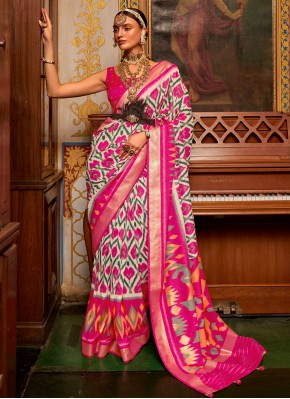 Weaving Patola Silk  Saree in Pink