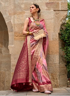 Weaving Silk Classic Saree in Pink